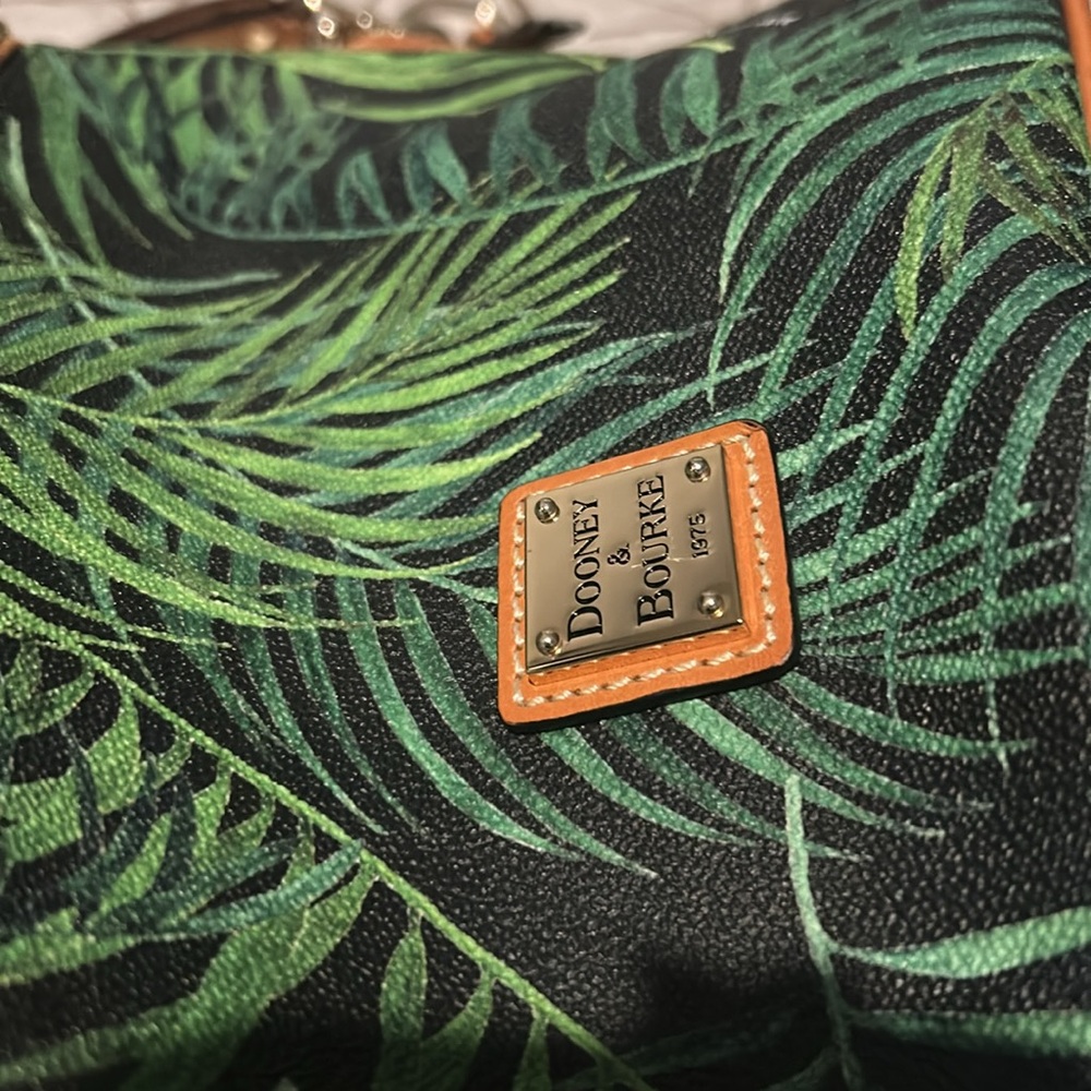 Dooney & Bourke Siesta SET Green Palm Print Crossbody Bag with Tan Trim - Picture 8 of 13